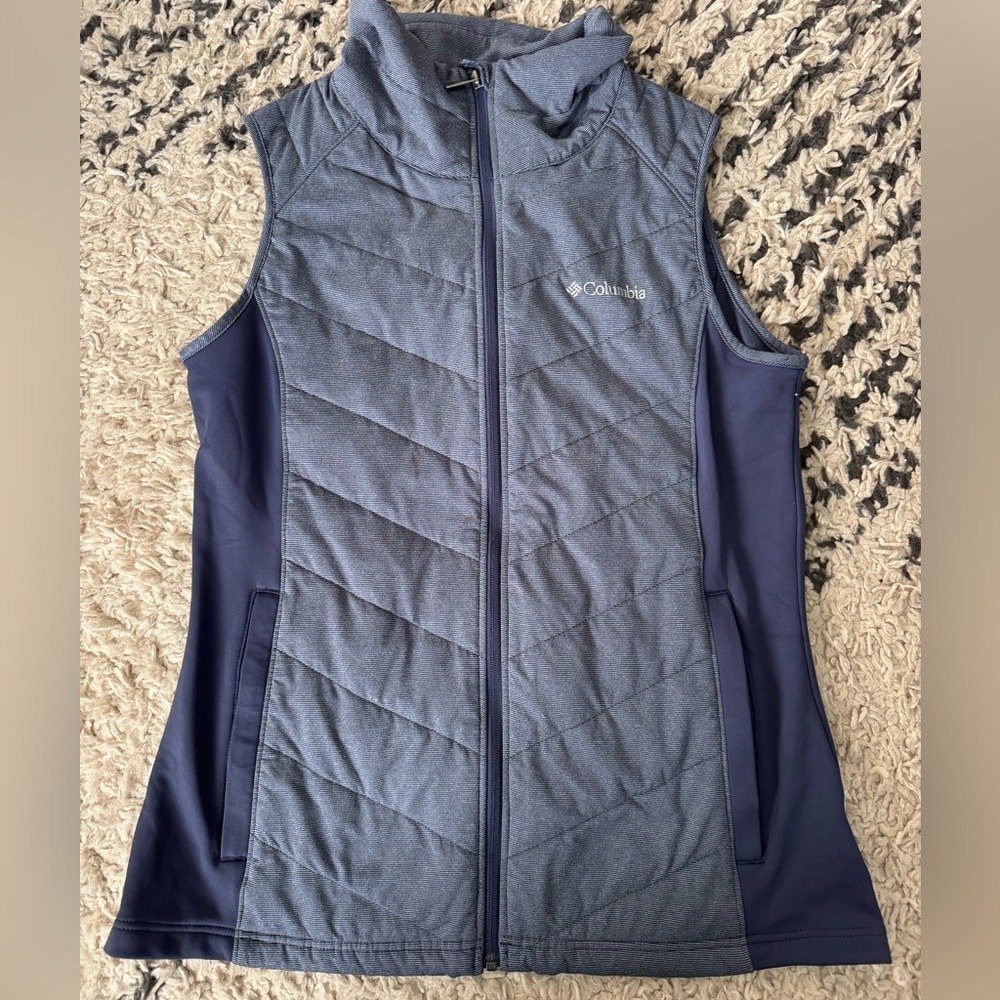 Columbia Women's Blue Vest
